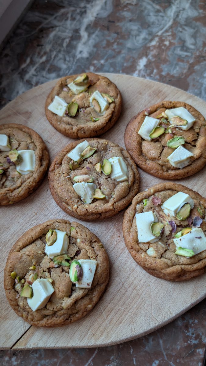 Cookies maison aux pépites et à la pistache